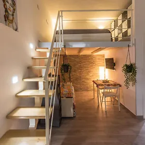 La Casa Di Carola , Syracuse Italia